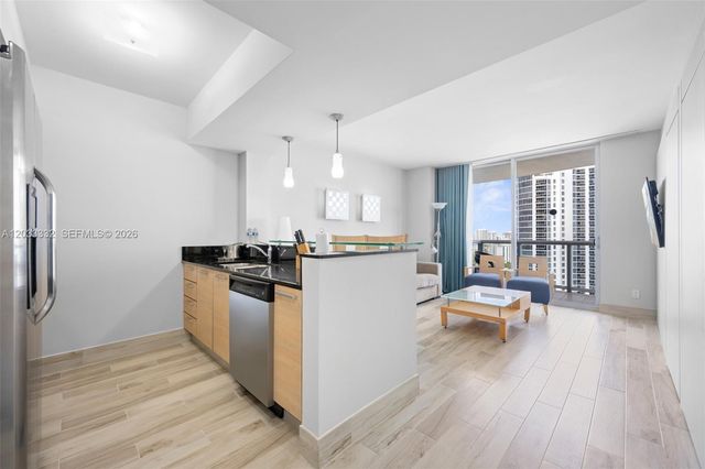 18683 Collins Ave 2503, Sunny Isles Beach, FL 33160