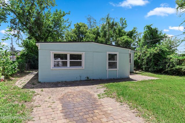8617 3RD Avenue, Jacksonville, FL 32208