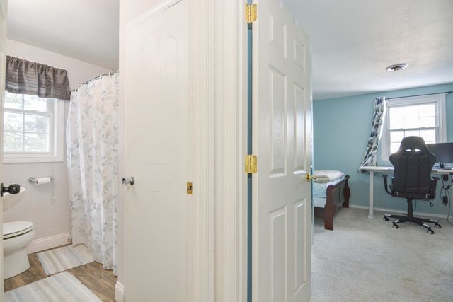 14 Millbrook Drive, Nashua, NH 03062