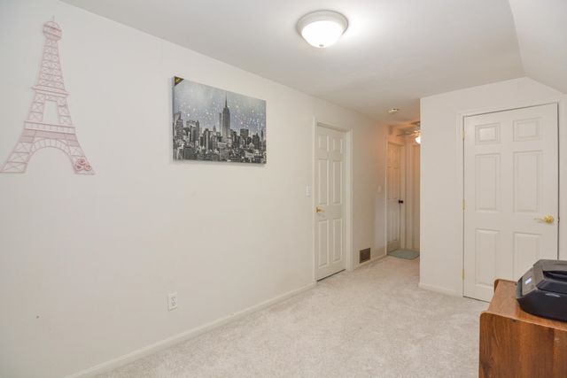 14 Millbrook Drive, Nashua, NH 03062