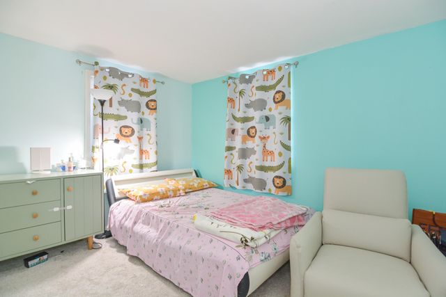 14 Millbrook Drive, Nashua, NH 03062