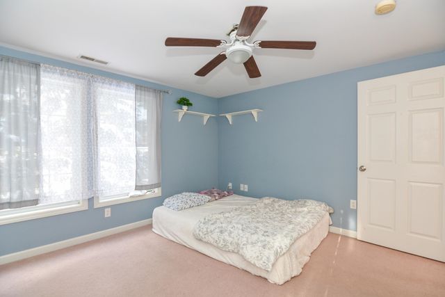 14 Millbrook Drive, Nashua, NH 03062