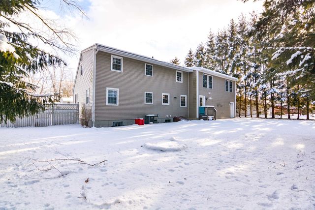 14 Millbrook Drive, Nashua, NH 03062