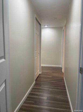 26006 CHERRY HILL Road, Dearborn Heights, MI 48127