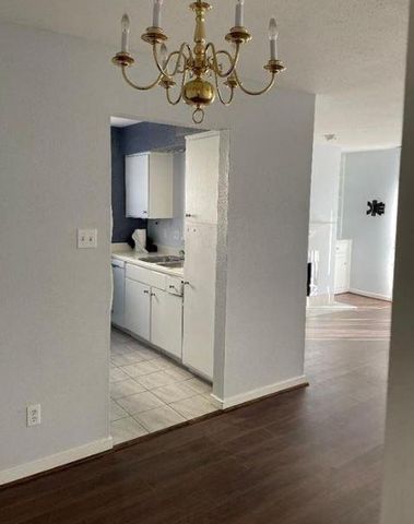 2333 Bering Drive 201, Houston, TX 77057