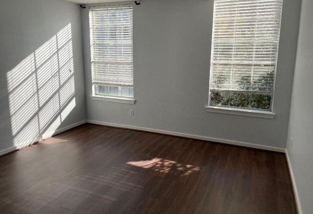 2333 Bering Drive 201, Houston, TX 77057