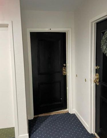 2333 Bering Drive 201, Houston, TX 77057