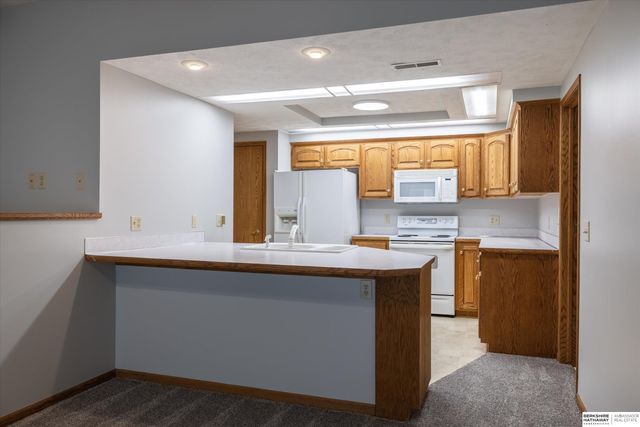 104 E Deer Lane, Plattsmouth, NE 68048