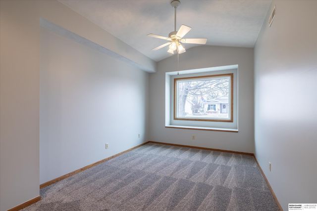 104 E Deer Lane, Plattsmouth, NE 68048