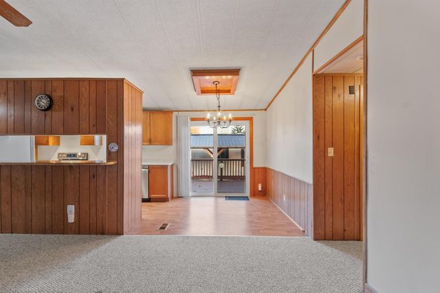 16 Roger Road, Goffstown, NH 03045