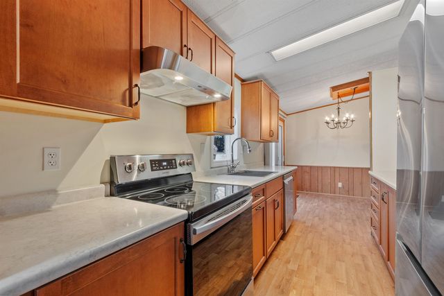 16 Roger Road, Goffstown, NH 03045