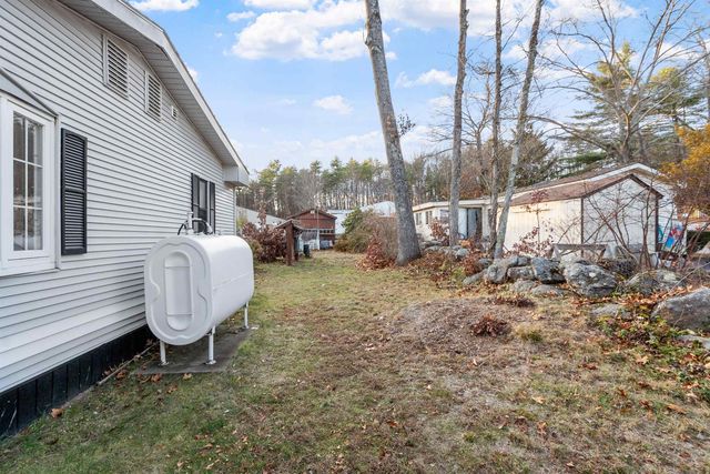 16 Roger Road, Goffstown, NH 03045