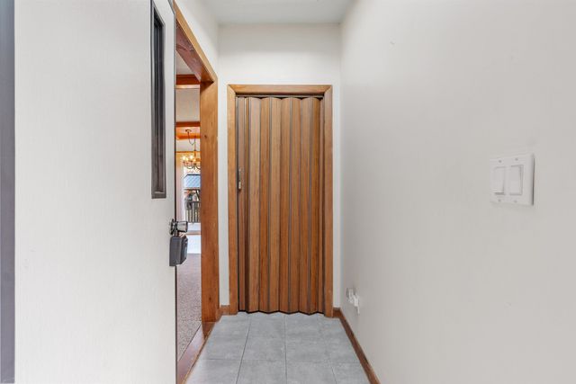 16 Roger Road, Goffstown, NH 03045