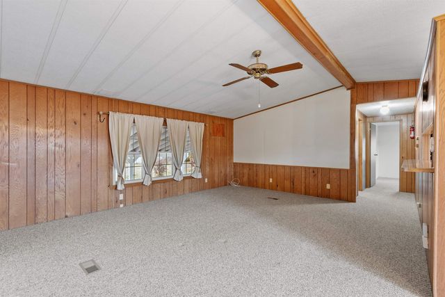 16 Roger Road, Goffstown, NH 03045