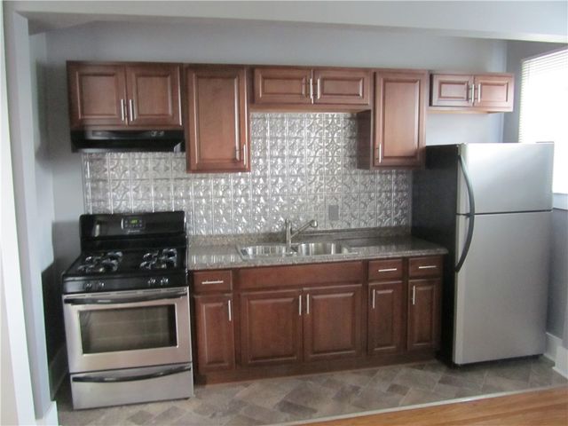 72 Edmonds Street, Rochester, NY 14607