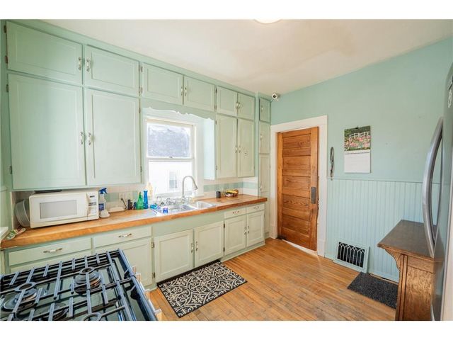 2123 8th Street, Eau Claire, WI 54703