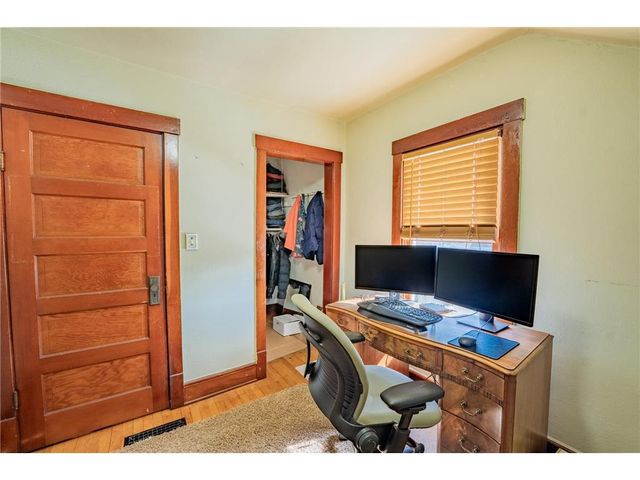 2123 8th Street, Eau Claire, WI 54703