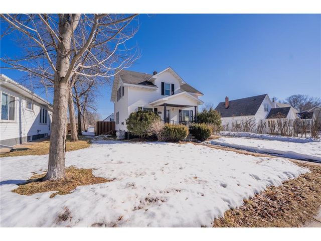 2123 8th Street, Eau Claire, WI 54703