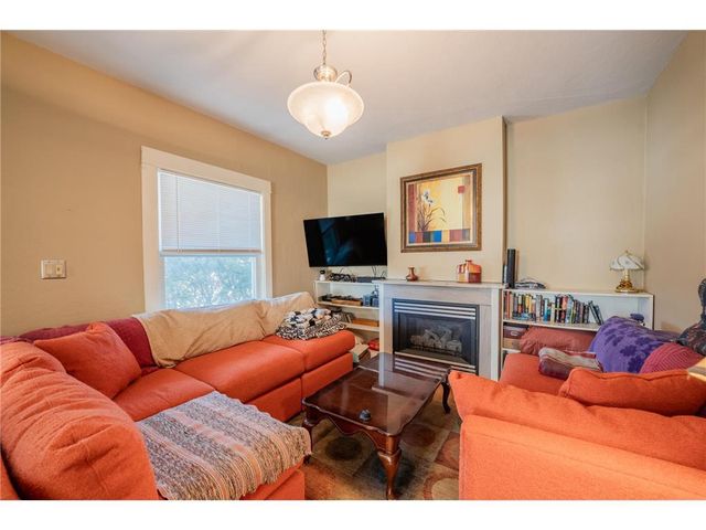 2123 8th Street, Eau Claire, WI 54703