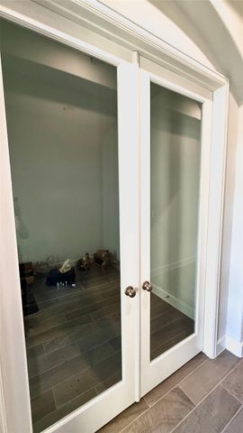 15707 Autumn Sun Court, Conroe, TX 77302