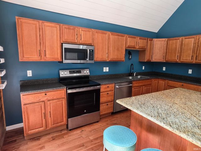 5835 N Maple Grove Road, Bloomington, IN 47404