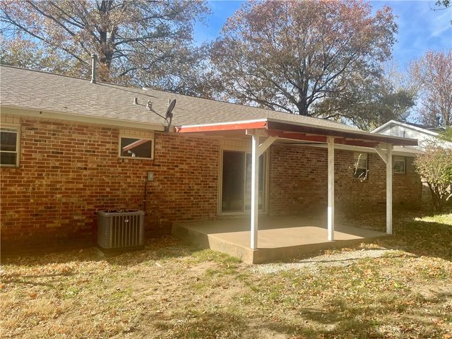 2307 Ann Street, Springdale, AR 72762