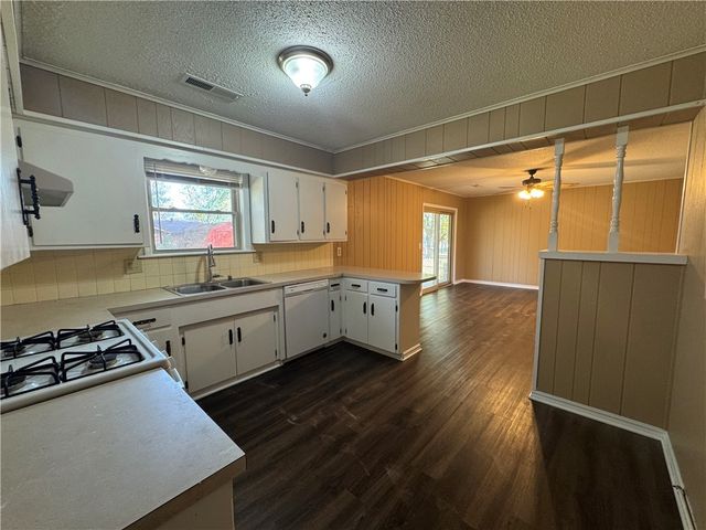 2307 Ann Street, Springdale, AR 72762