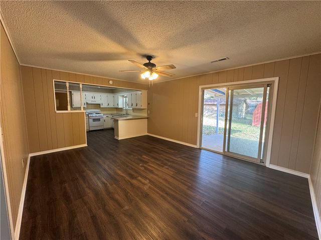 2307 Ann Street, Springdale, AR 72762