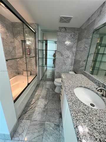 2101 Brickell Ave 3205, Miami, FL 33129