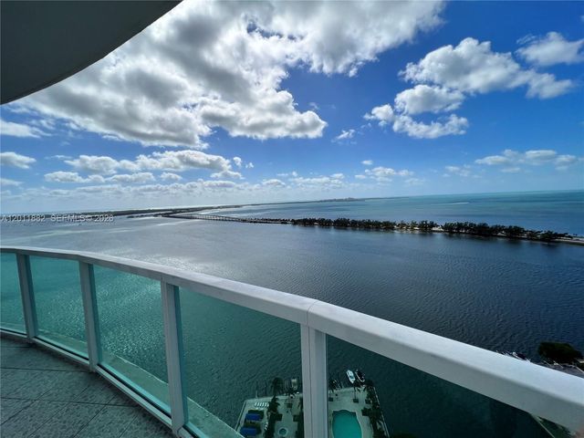 2101 Brickell Ave 3205, Miami, FL 33129