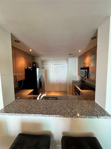 2101 Brickell Ave 3205, Miami, FL 33129