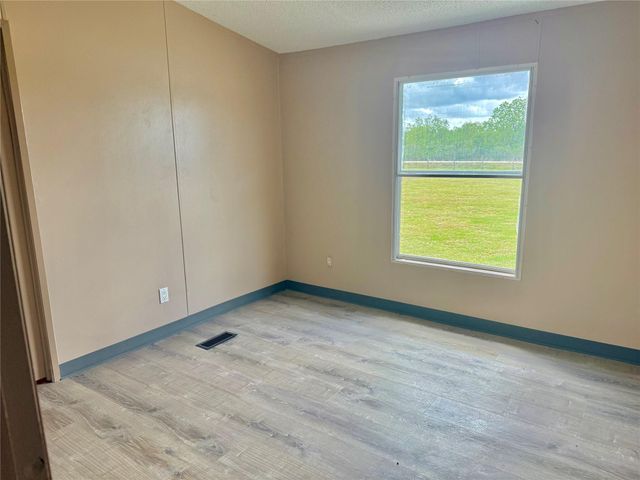 1841 County Road 382, Rosharon, TX 77583