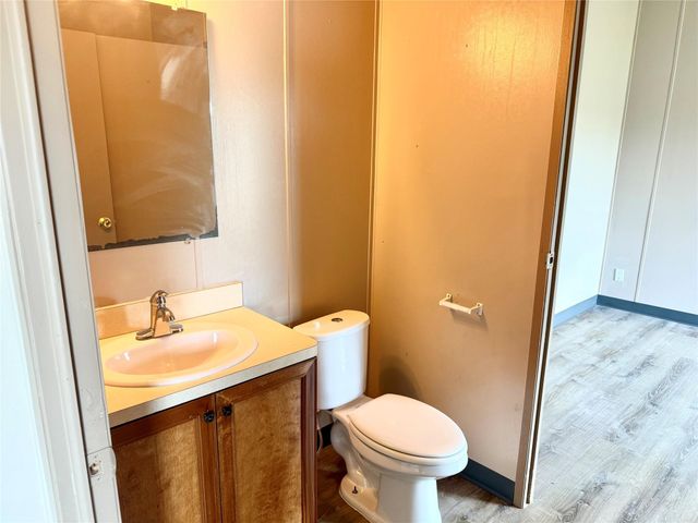 1841 County Road 382, Rosharon, TX 77583