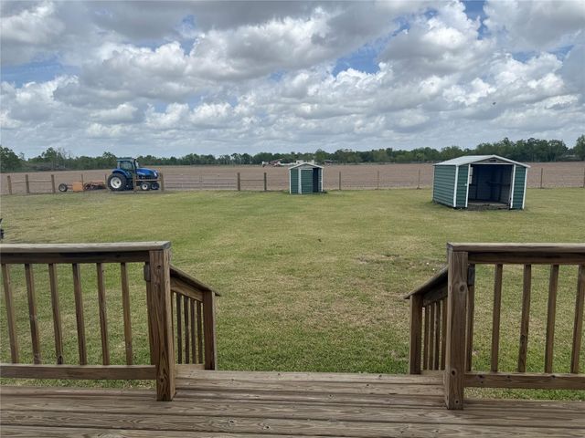 1841 County Road 382, Rosharon, TX 77583