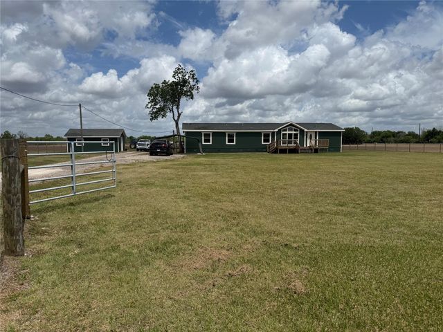 1841 County Road 382, Rosharon, TX 77583