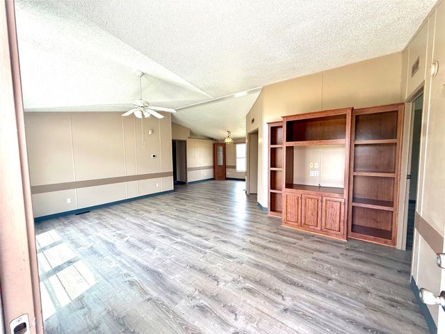 1841 County Road 382, Rosharon, TX 77583