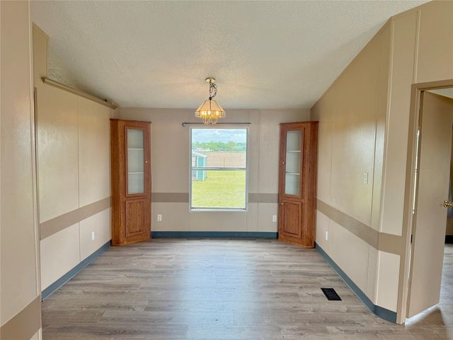 1841 County Road 382, Rosharon, TX 77583