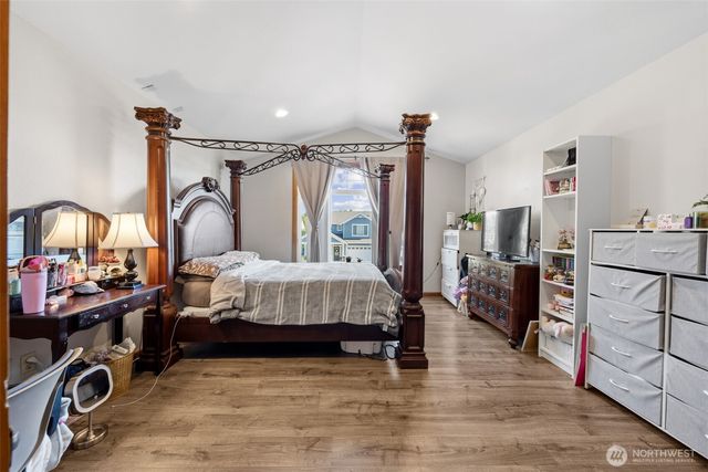 2401 12th Avenue NW, Puyallup, WA 98371