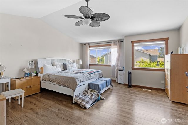 2401 12th Avenue NW, Puyallup, WA 98371