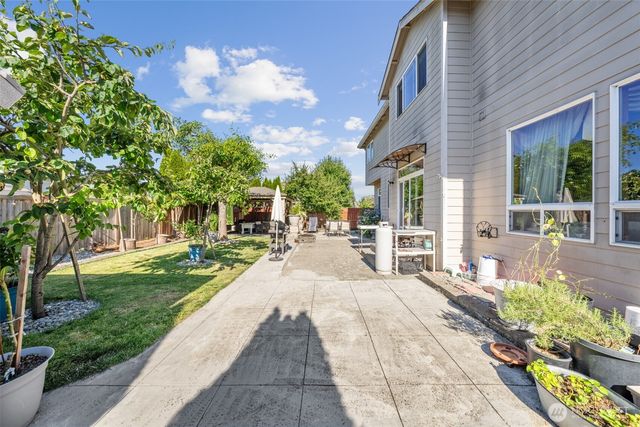 2401 12th Avenue NW, Puyallup, WA 98371