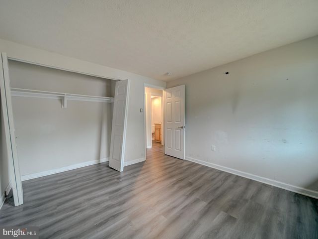 10 BEXHILL CT, Waldorf, MD 20602