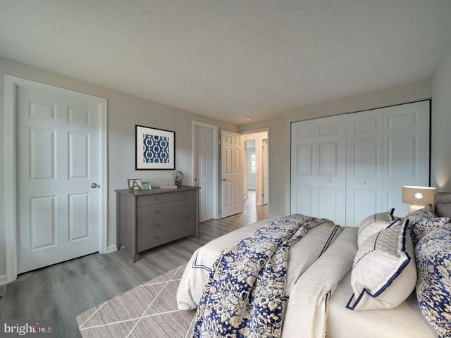 10 BEXHILL CT, Waldorf, MD 20602