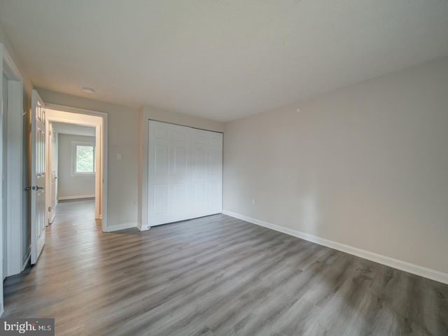 10 BEXHILL CT, Waldorf, MD 20602