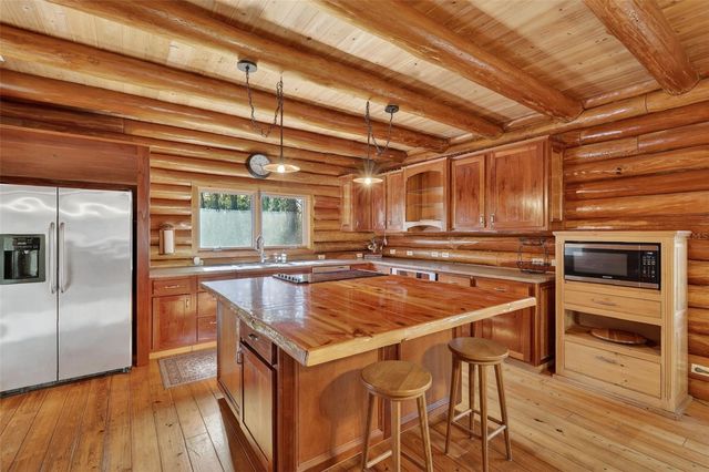 40242 EMERALDA ISLAND ROAD, Leesburg, FL 34788