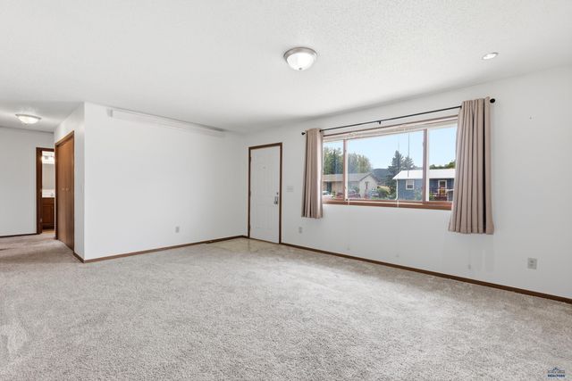 12716 DORIS DR, Black Hawk, SD 57718