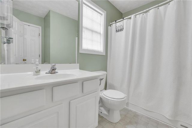 1668 Bennett Drive, Mcdonough, GA 30253