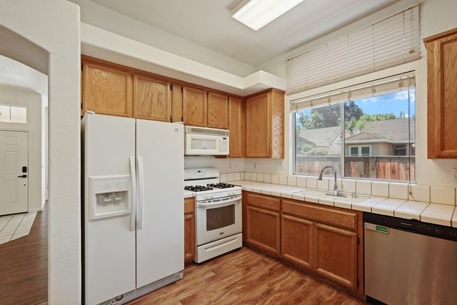 8992 Panamint Ct, Elk Grove, CA 95624