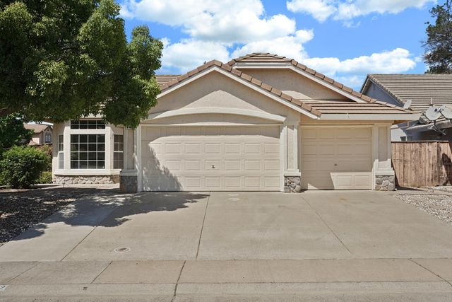 8992 Panamint Ct, Elk Grove, CA 95624