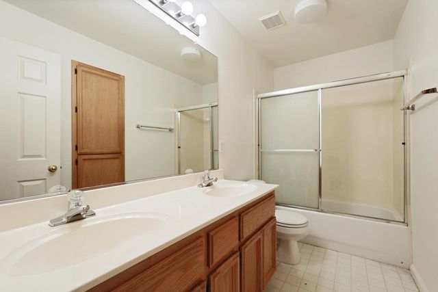 8992 Panamint Ct, Elk Grove, CA 95624