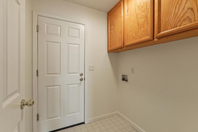 8992 Panamint Ct, Elk Grove, CA 95624